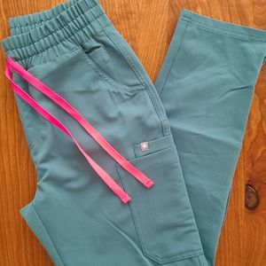 FIGS (Hydrogreen High-waisted Yolas)